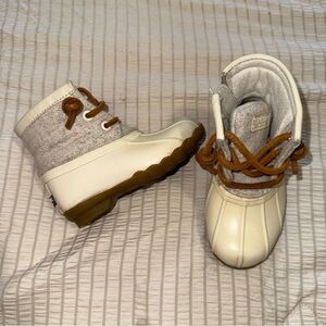 Tiny Cream Sperry Saltwater Preppy Boots 6 infant